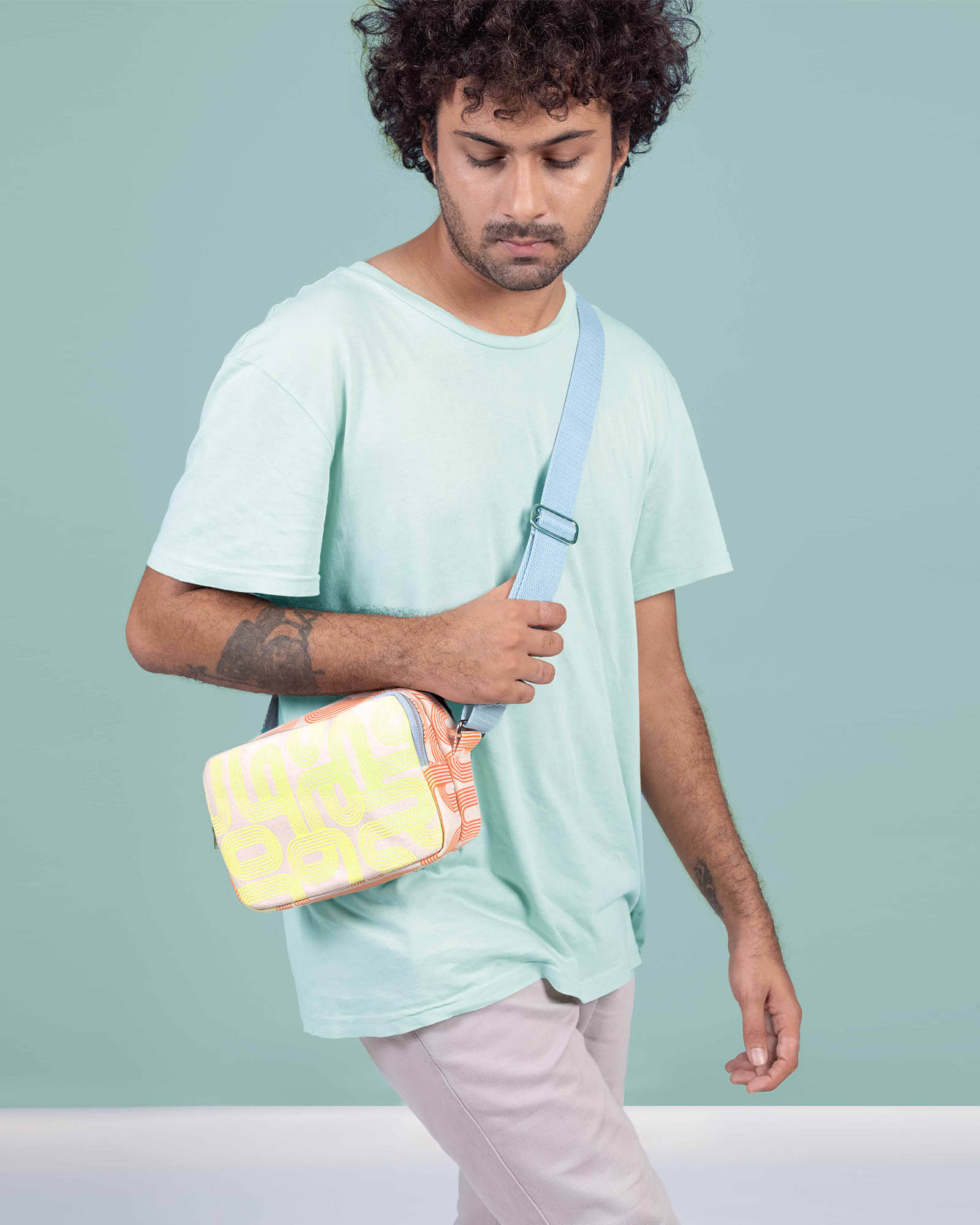 The Box Sling - Global Worming Ecoright