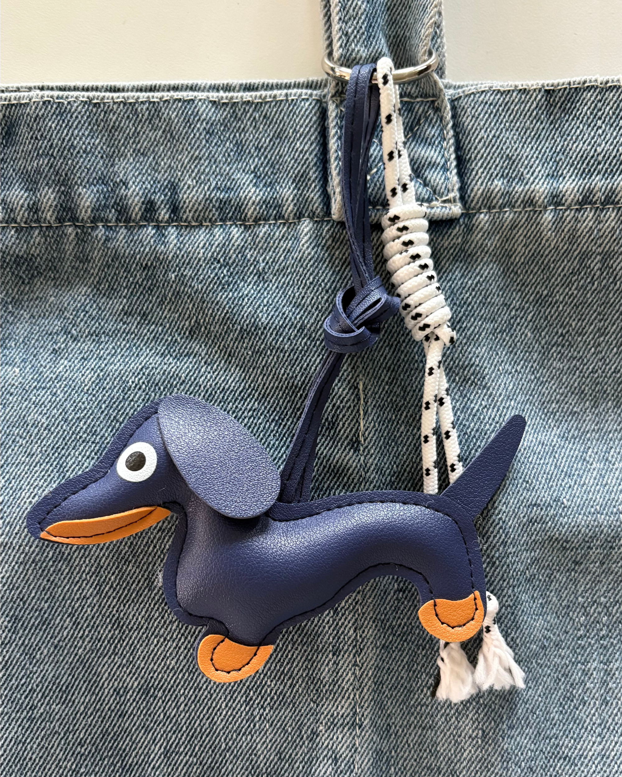 Whale doodle &amp; Dash