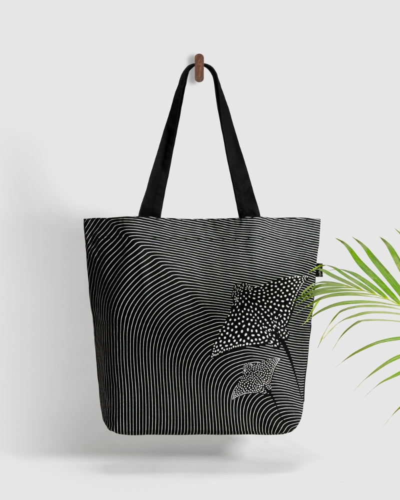 Mesmerizing Stingray - Ecoright